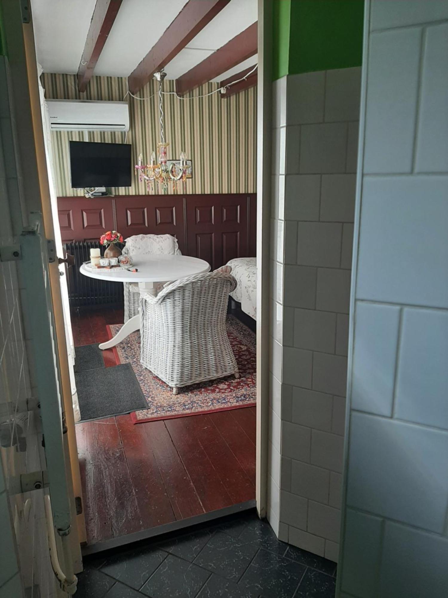 Bed And Breakfast Het Oude Bos Wijnjewoude エクステリア 写真